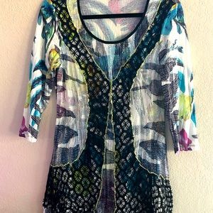 Beautiful stretchy top/tunic from well known designer of artsy clothing